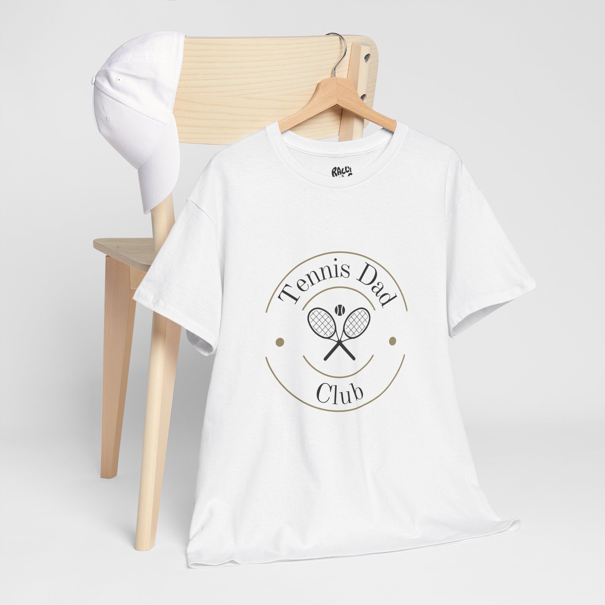 Men's T‑Shirt — 'Tennis Dad Club' Vintage Tennis Racket Graphic Tee