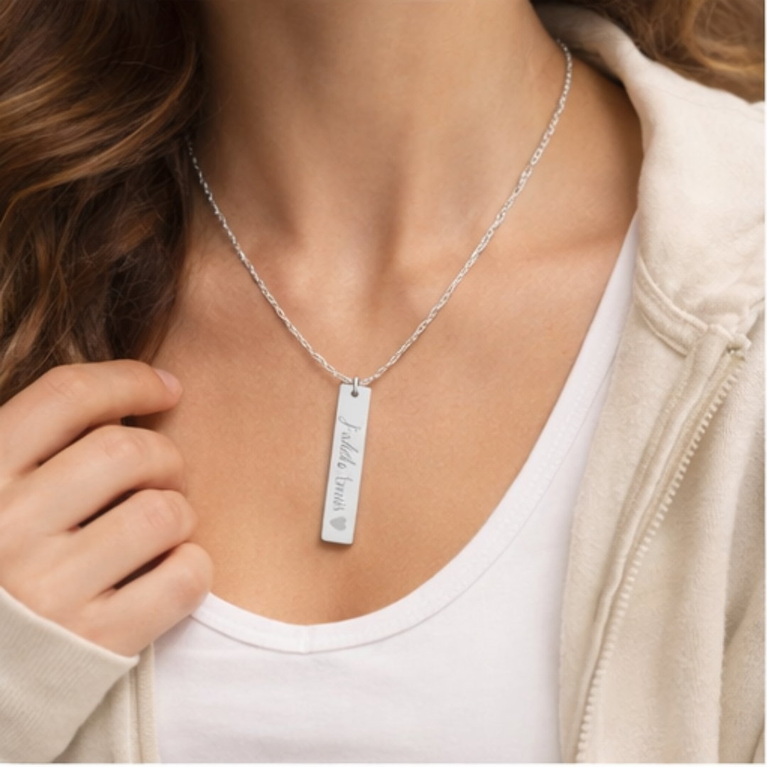Engraved Vertical Bar Necklace — J'adore le tennis/heart