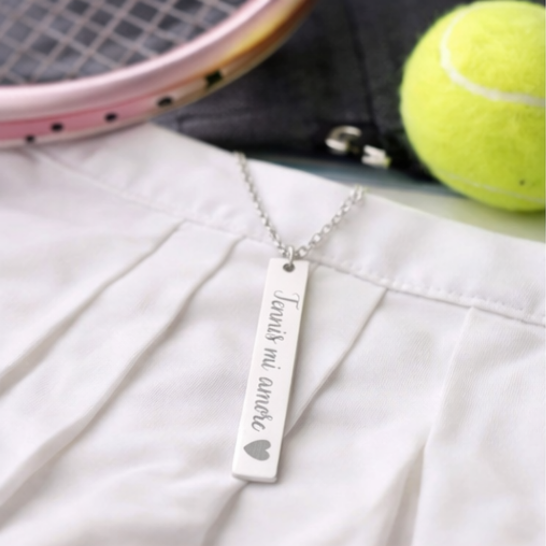 Engraved Vertical Bar Necklace — Tennis mi amore/heart