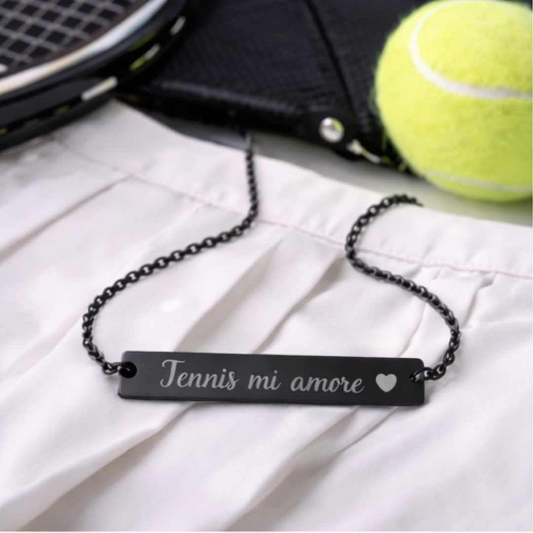 Engraved Horizontal Bar Necklace Pendent — Tennis mi amore/Heart
